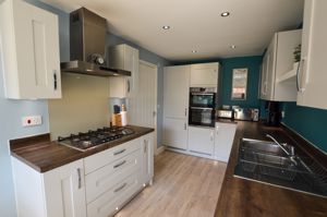 Kitchen- click for photo gallery